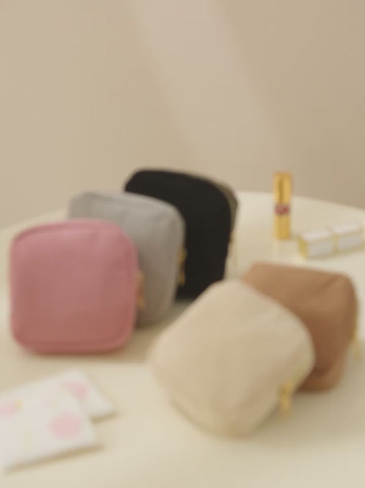 Glow Beauty Bag - By Beauteez